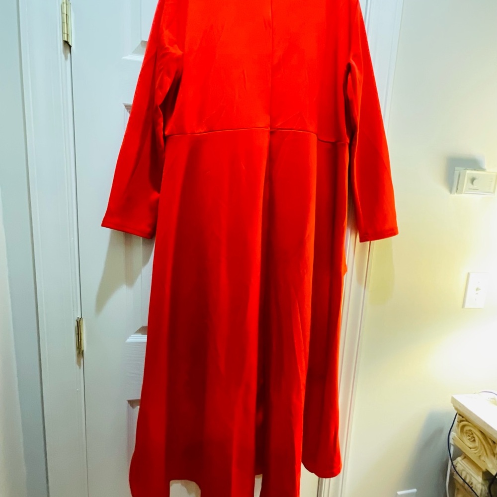 ♥️♥️♥️Beautiful Red Gathered Ruffled Waist Blouse With Tuxedo Style Tail - Picture 8 of 15